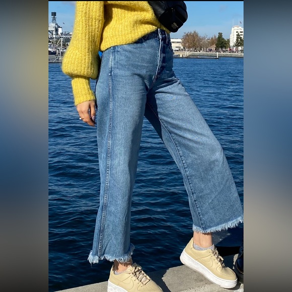 Weekday high waisted wide leg cropped jeans - Picture 4 of 10